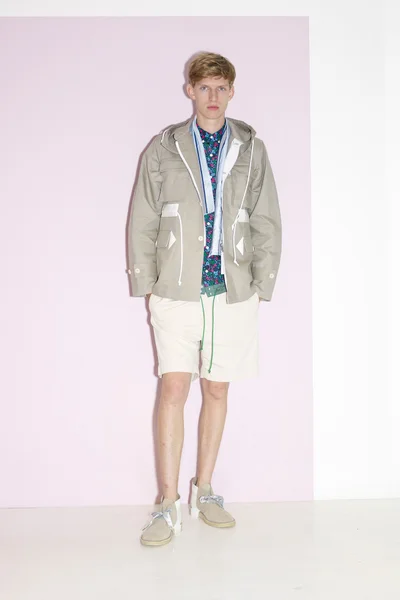 Look 14